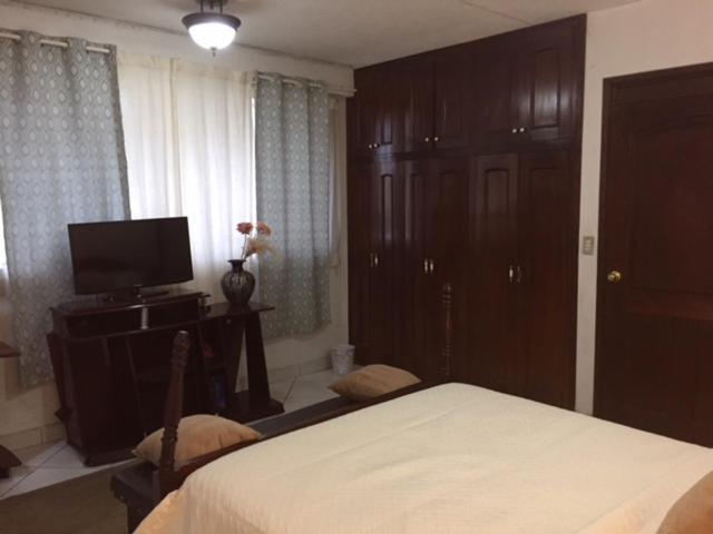Apartamentos Comodos Cerca Del Aeropuerto Guatemala City Екстер'єр фото